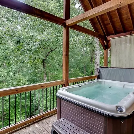 Deluxe Couples Cabin On Creek